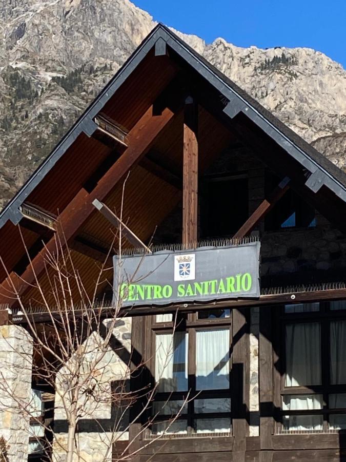 에리스테 Check-In Casas Cumbre De Benasque 아파트 외부 사진