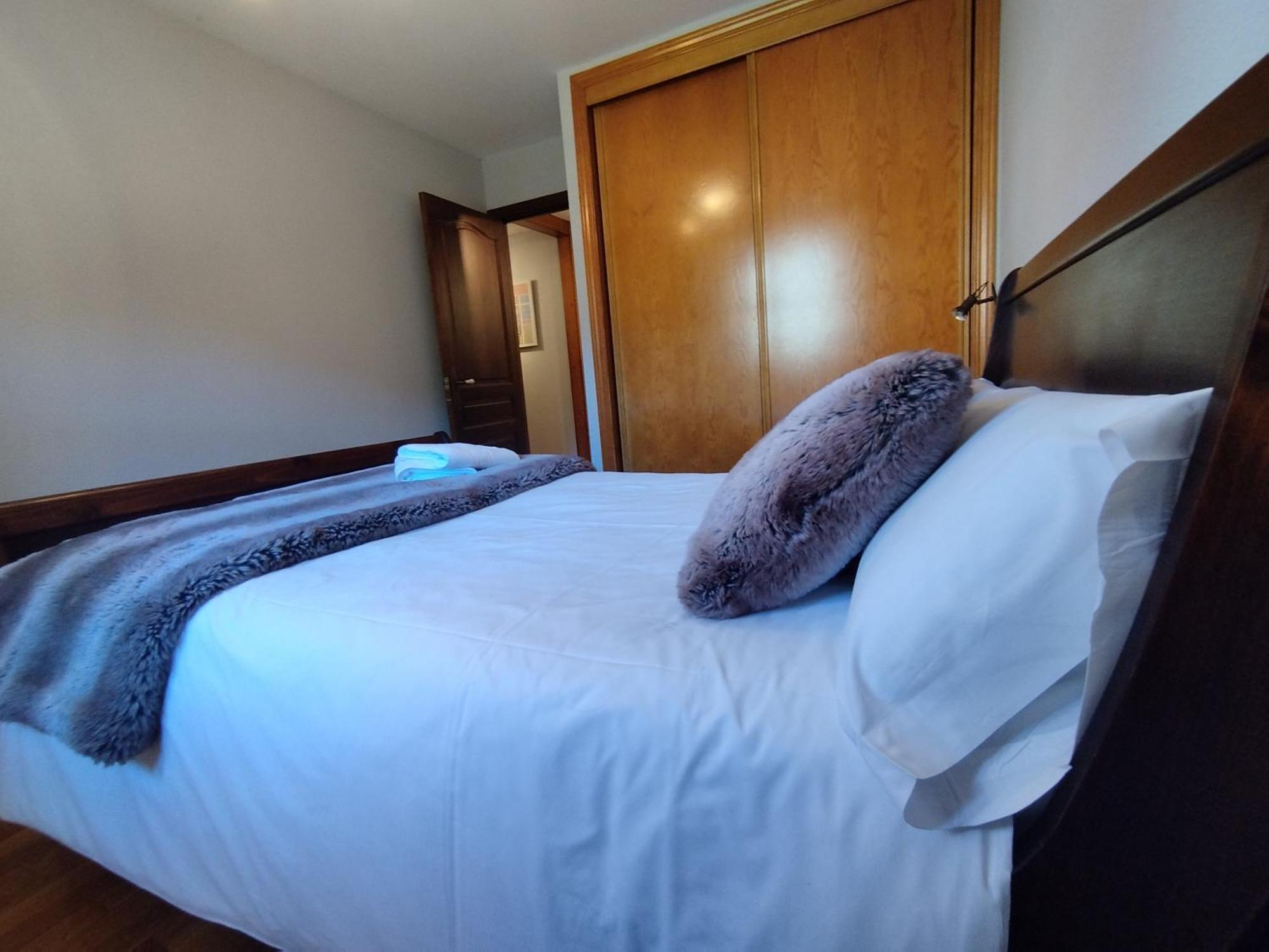 에리스테 Check-In Casas Cumbre De Benasque 아파트 외부 사진