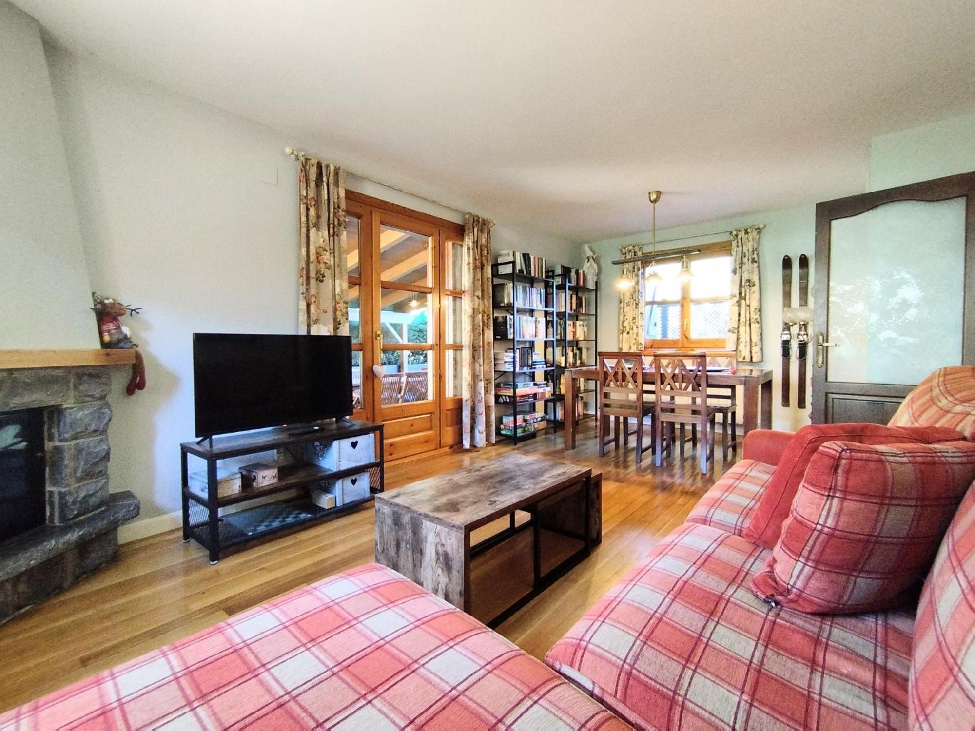 에리스테 Check-In Casas Cumbre De Benasque 아파트 외부 사진